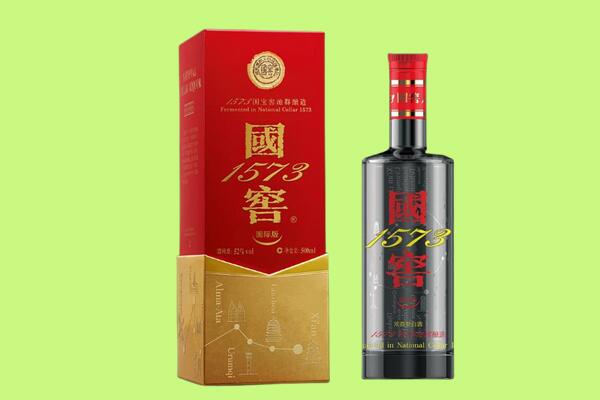 南阳市回收国窖1573.jpg